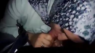 محجبة تمص زب ٣