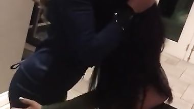 شرموطتين يسخنوا على بعض