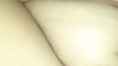 عمله نفسها نايمة ومش حاسة