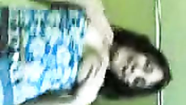 شرموطة سورية تستعرض لحبيبها