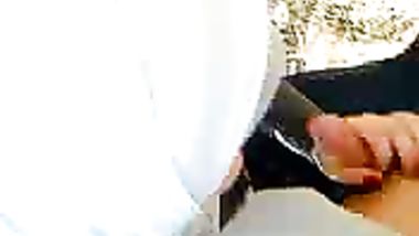 محجبة سورية بالبستان