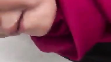 بنت اسيوية تمص زوبر خليجي مص جامد اوى