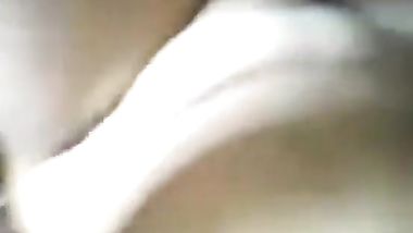 سعودية متزوجة تخون جوزها مع شباب