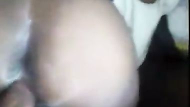 الفحل الزنجي ينيك امراة زنجية من الخلف في طيزها وكسها