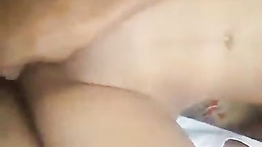 قحبة كيحويها صاحبها بزبو الطويل فالغابة من طبونها وكيصورها عريانة