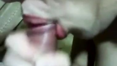 زوجة تمص زوبر عشيقها ويصورها