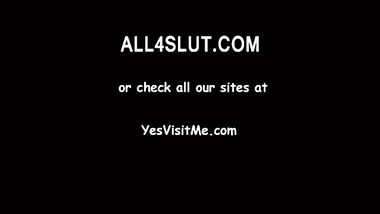 معلم البيانو الأسمر أبو زب كبير ينيك الطالبتين معاً