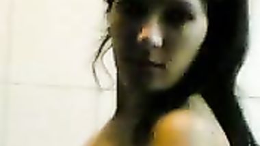 عرض جميل ممتع وجميل وجسم نار ولعه اء يوة ولعه