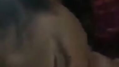 شرموطة خليجية تتناك من صاحبها و تمصله زبه