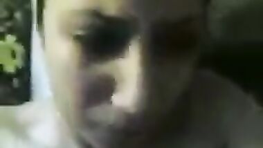 عنتيل بينيك شرموطة مصرية خبرة وهي مش مستحمله