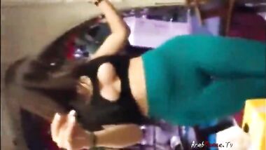 رقاصه شرموطه فى كباريه واحلى رقص شرقى