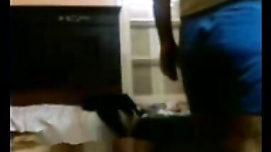 مها الشرموطه بتطلع لجارها وتقلع العبايه وشوفوا احلى نيكه واجمل جسم