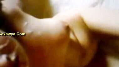 مزة فرسة ببزاز وجسم فاجر بعد ما اتناكت بتمص الزبر بمحن لحد ما جاب لبنه